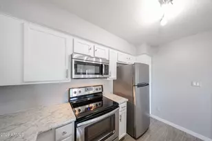 8787 E Mountain View Rd, Scottsdale, AZ 85258 - Photo 16