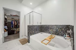 945 E Playa Del Norte Dr, Tempe, AZ 85288 - Photo 10