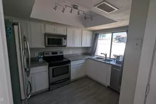 860 N McQueen Rd, Chandler, AZ 85225 - Photo 6