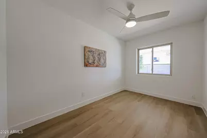5439 W Desert Cove Avenue, Glendale, AZ 85304 - Photo 18