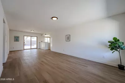 5439 W Desert Cove Avenue, Glendale, AZ 85304 - Photo 6