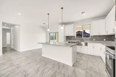9180 W Hartigan Lane, Arizona City, AZ 85123 - Photo 14