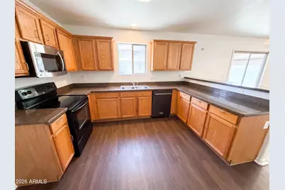 13976 W Port Royale Lane, Surprise, AZ 85379 - Photo 6