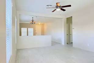 1128 S Olympic Dr, Gilbert, AZ 85296 - Photo 4