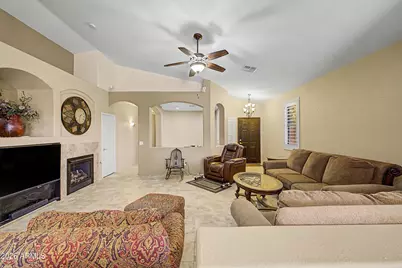 18360 N Alamo Drive, Surprise, AZ 85374 - Photo 8