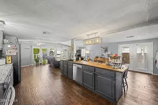 245 S 56th St, Mesa, AZ 85206 - Photo 4