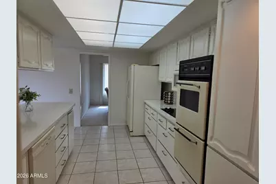 10326 W Highwood Lane, Sun City, AZ 85373 - Photo 14