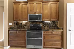18607 N Diamond Dr, Surprise, AZ 85374 - Photo 12