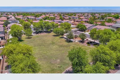 2839 E Muirfield Street, Gilbert, AZ 85298 - Photo 44