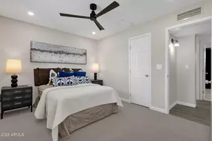 6632 E Oak St, Scottsdale, AZ 85257 - Photo 16