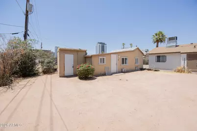 610 N 9th Street #Apt 4, Phoenix, AZ 85006 - Photo 1