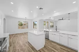 13652 W Gelding Dr, Surprise, AZ 85379 - Photo 10