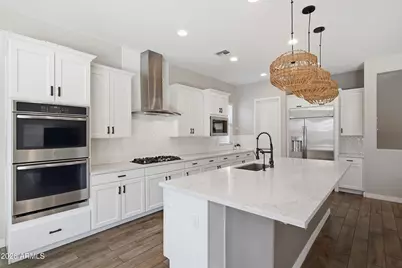 22447 N 97th Lane, Peoria, AZ 85383 - Photo 6