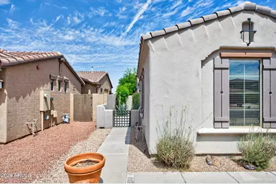 13442 S 185th Avenue, Goodyear, AZ 85338 - Photo 4