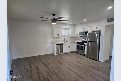 780 W Coolidge Street #B, Phoenix, AZ 85013 - Photo 2