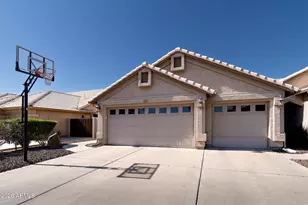 4076 W Monterey St, Chandler, AZ 85226 - Photo 2