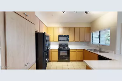 2100 N 145th Avenue #3, Goodyear, AZ 85395 - Photo 4