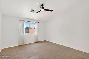 3241 W Huntington Dr, Phoenix, AZ 85041 - Photo 14