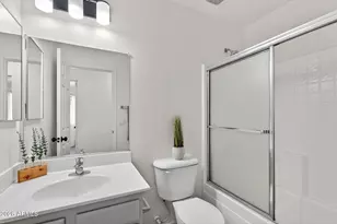 3241 W Huntington Dr, Phoenix, AZ 85041 - Photo 20