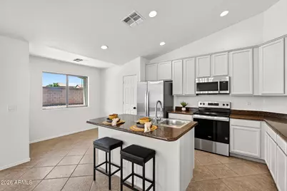 3241 W Huntington Drive, Phoenix, AZ 85041 - Photo 6