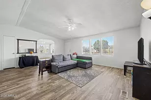 6907 W Patricia Ann Ln, Peoria, AZ 85382 - Photo 4