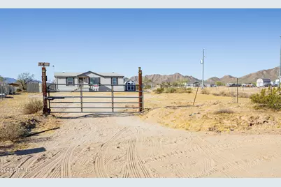 52989 W Century Road, Maricopa, AZ 85139 - Photo 4