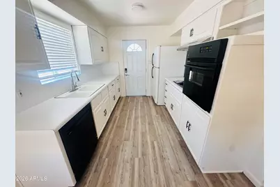 6420 E Windsor Avenue, Scottsdale, AZ 85257 - Photo 2