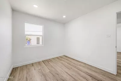 639 S Sirrine --, Mesa, AZ 85210 - Photo 12