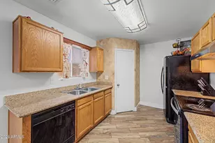 7395 W Rancho Dr, Glendale, AZ 85303 - Photo 10
