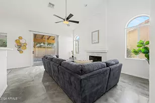 18614 N 35th Pl, Phoenix, AZ 85050 - Photo 10