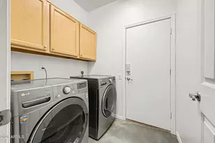 18614 N 35th Pl, Phoenix, AZ 85050 - Photo 32