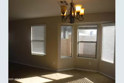 4524 S 25th Drive, Phoenix, AZ 85041 - Photo 12