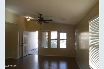 4524 S 25th Drive, Phoenix, AZ 85041 - Photo 10