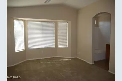 4524 S 25th Drive, Phoenix, AZ 85041 - Photo 6