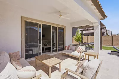 19027 W Jenan Drive, Surprise, AZ 85388 - Photo 8