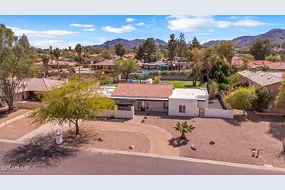4819 E Sunnyside Drive, Scottsdale, AZ 85254 - Photo 4