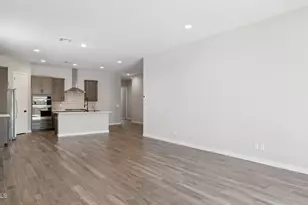 2558 W Satinwood Dr, Phoenix, AZ 85045 - Photo 26