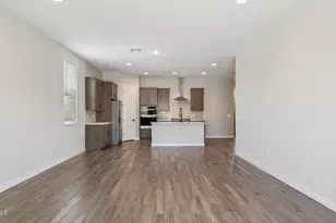 2558 W Satinwood Dr, Phoenix, AZ 85045 - Photo 24