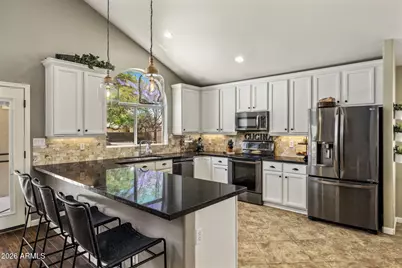 15842 N 7th Drive, Phoenix, AZ 85023 - Photo 14