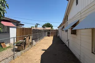 11327 W Kansas Ave, Youngtown, AZ 85363 - Photo 4