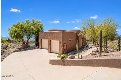 3335 W Carriage Drive, Phoenix, AZ 85086 - Photo 4