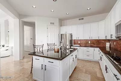 3335 W Carriage Drive, Phoenix, AZ 85086 - Photo 6