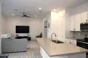 901 S Smith Rd, Tempe, AZ 85281 - Photo 12
