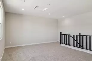 2553 W Satinwood Dr, Phoenix, AZ 85045 - Photo 36