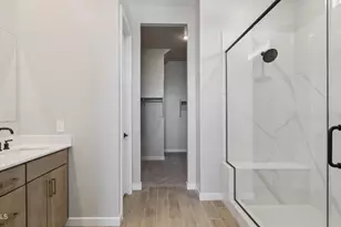 2553 W Satinwood Dr, Phoenix, AZ 85045 - Photo 30