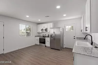 313 S 90th Place #2, Mesa, AZ 85208 - Photo 4