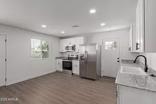 313 S 90th Pl, Mesa, AZ 85208 - Photo 4