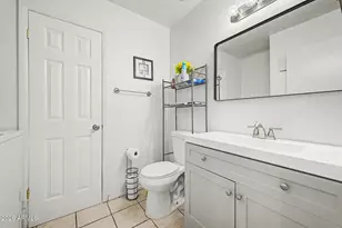11608 N 20th Dr, Phoenix, AZ 85029 - Photo 16