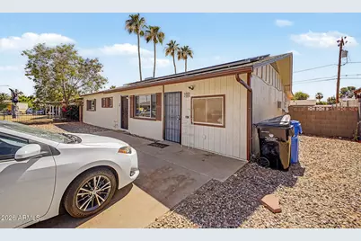 11608 N 20th Drive, Phoenix, AZ 85029 - Photo 2