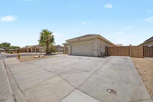 17492 N 167th Dr, Surprise, AZ 85374 - Photo 2